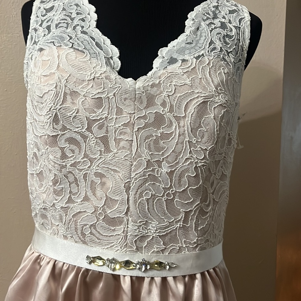 New After Six Satin and Lace Cocktail Pocket Dress size 12 but fits like an 8 - Picture 2 of 6
